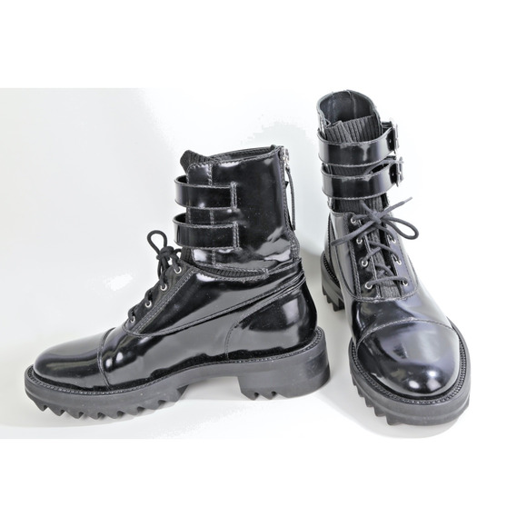 Tamara Mellon Black Leather Military Buckle Ankle Boots Size 39 Designer Style - Picture 2 of 16
